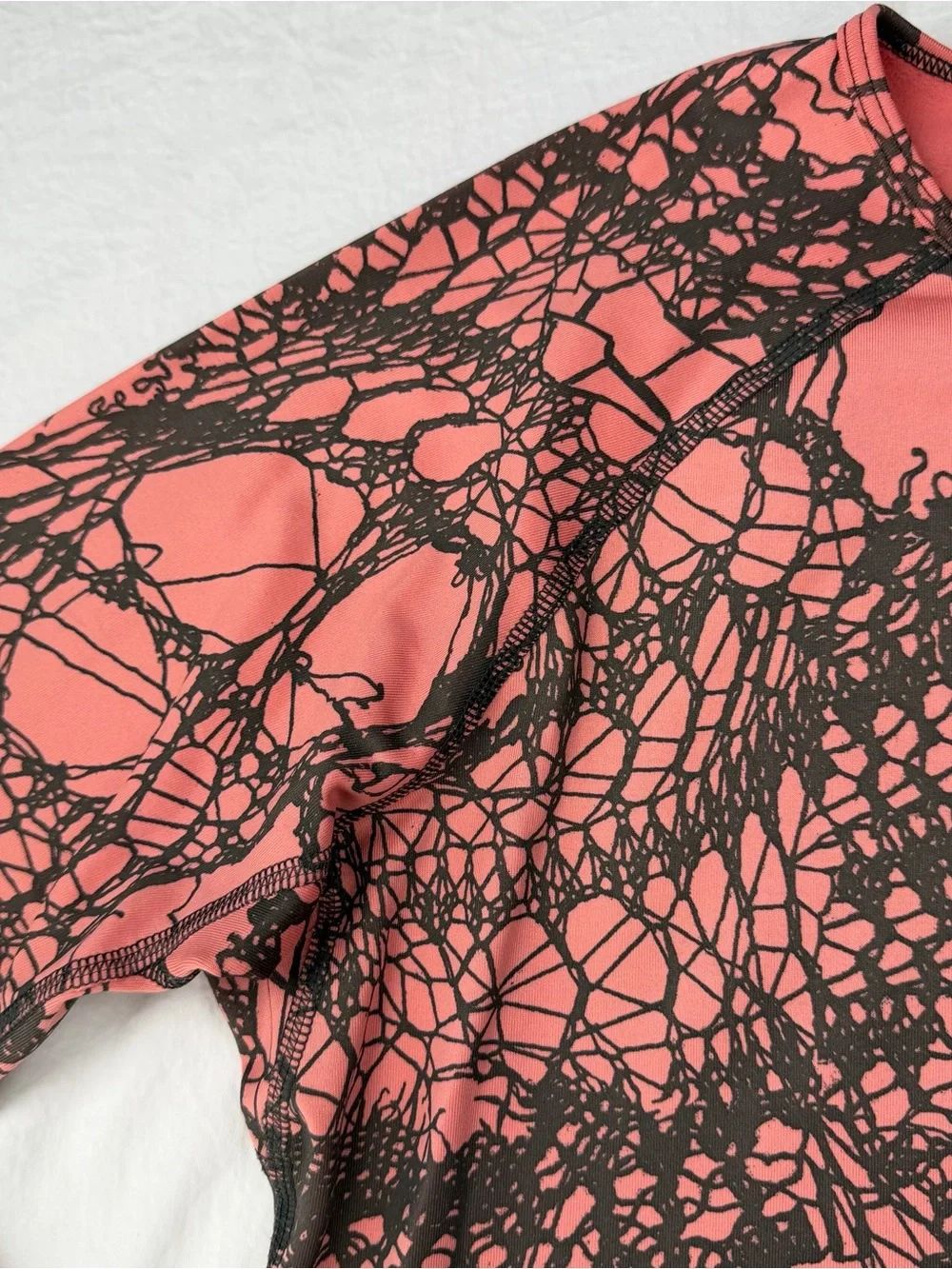 Nike Pro Dri-FIT Long-Slv Compression Top – Women’s Size L – Coral abstract